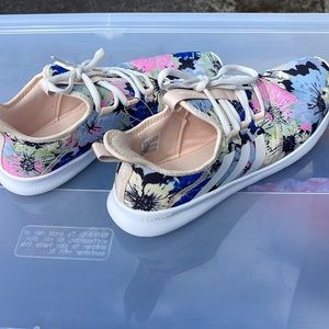 Adidas Cloudfoam Pure 2.0 floral shoe